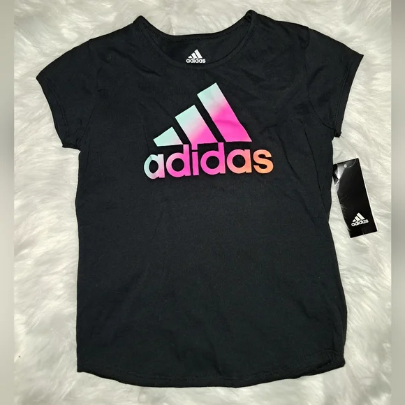 Adidas Short Sleeve Tshirt - Picture 1 of 3